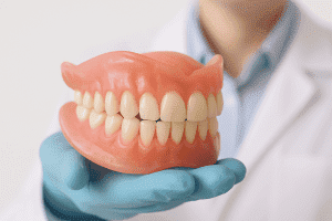 Din ce este realizata o proteza dentara?